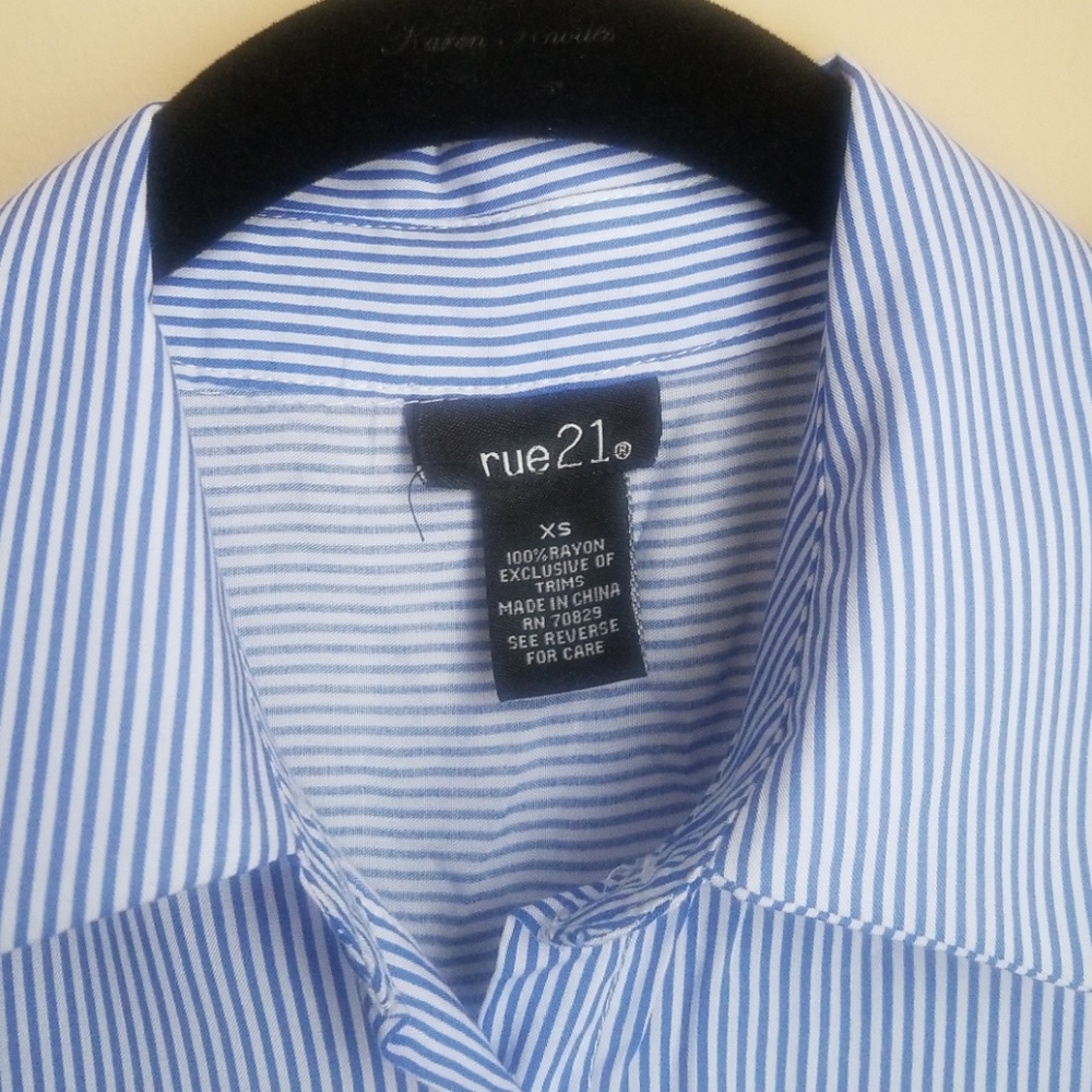 Shirt - Picture 2 of 3